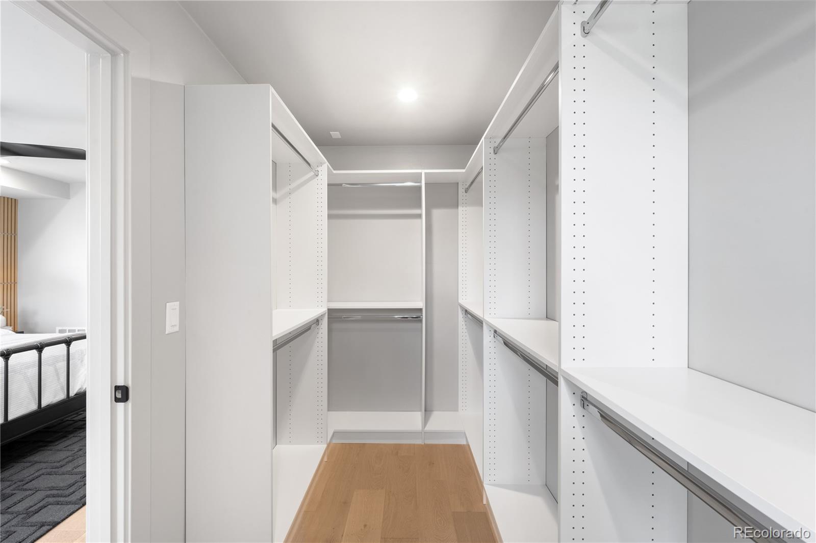 2520 S Cherokee Street