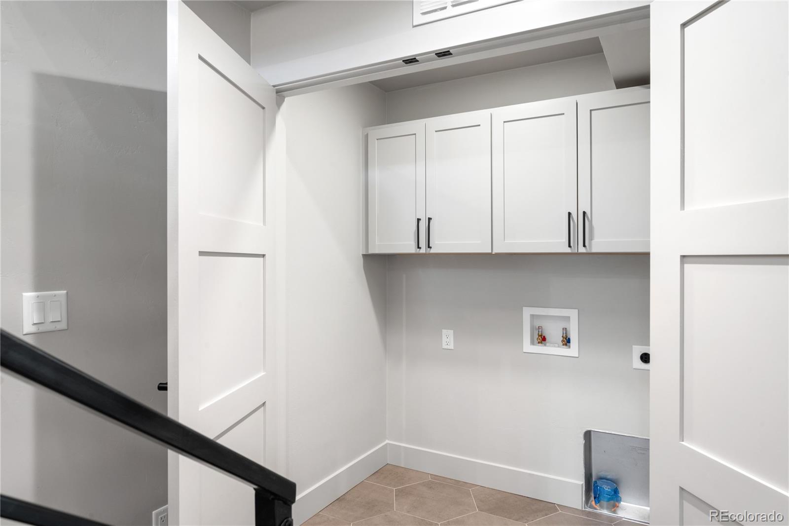 2520 S Cherokee Street