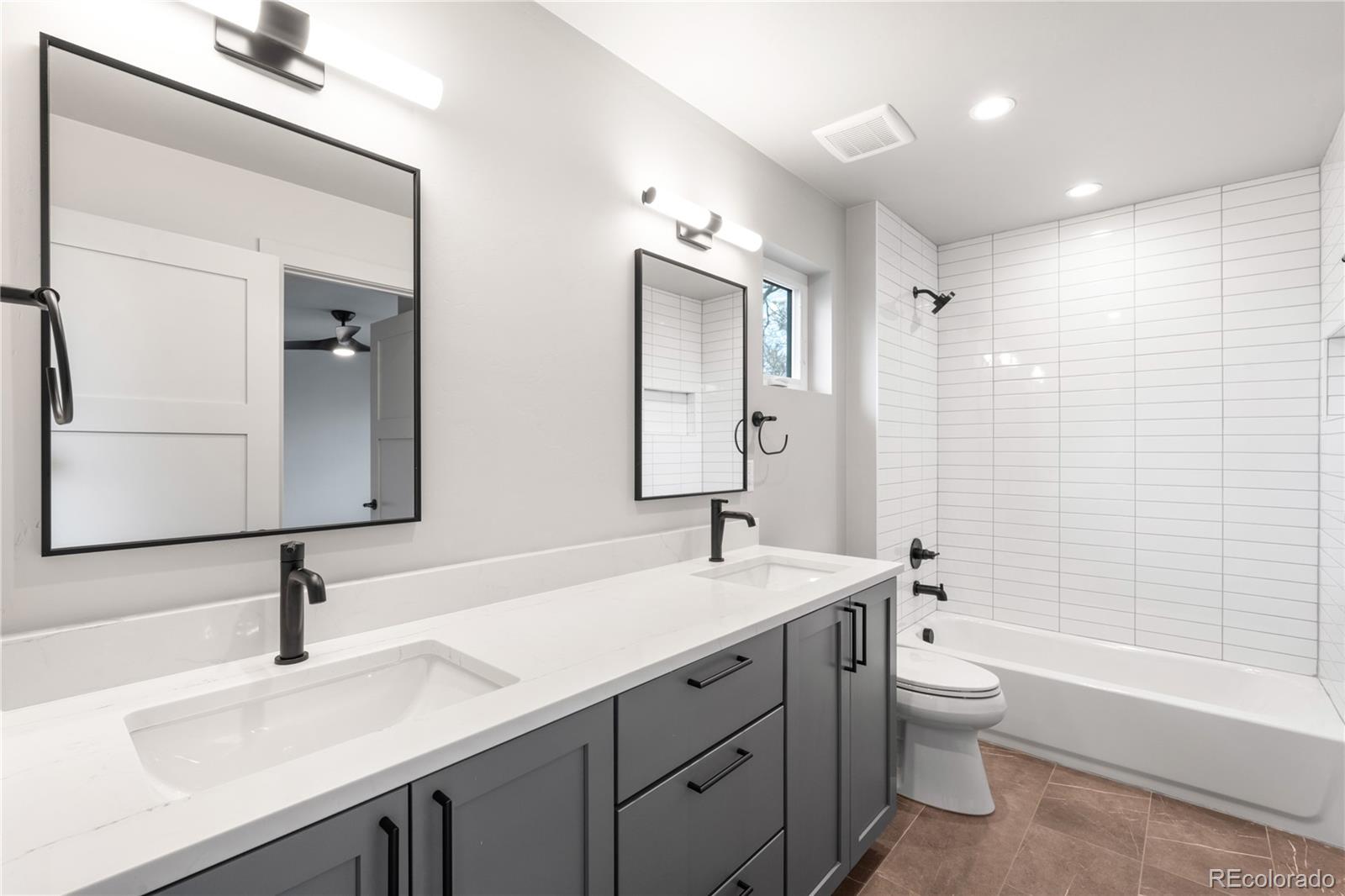 2520 S Cherokee Street