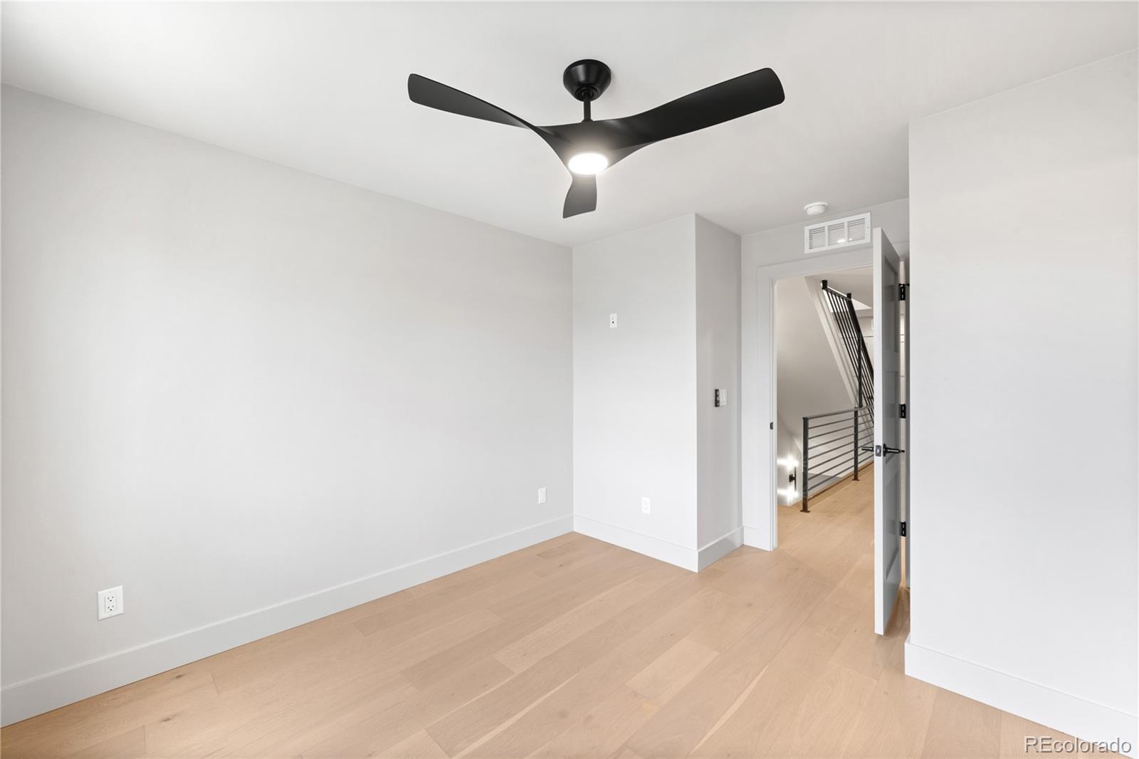 2520 S Cherokee Street