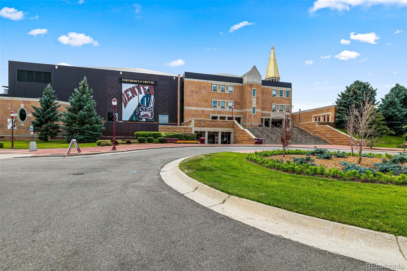 2424 S Steele Street