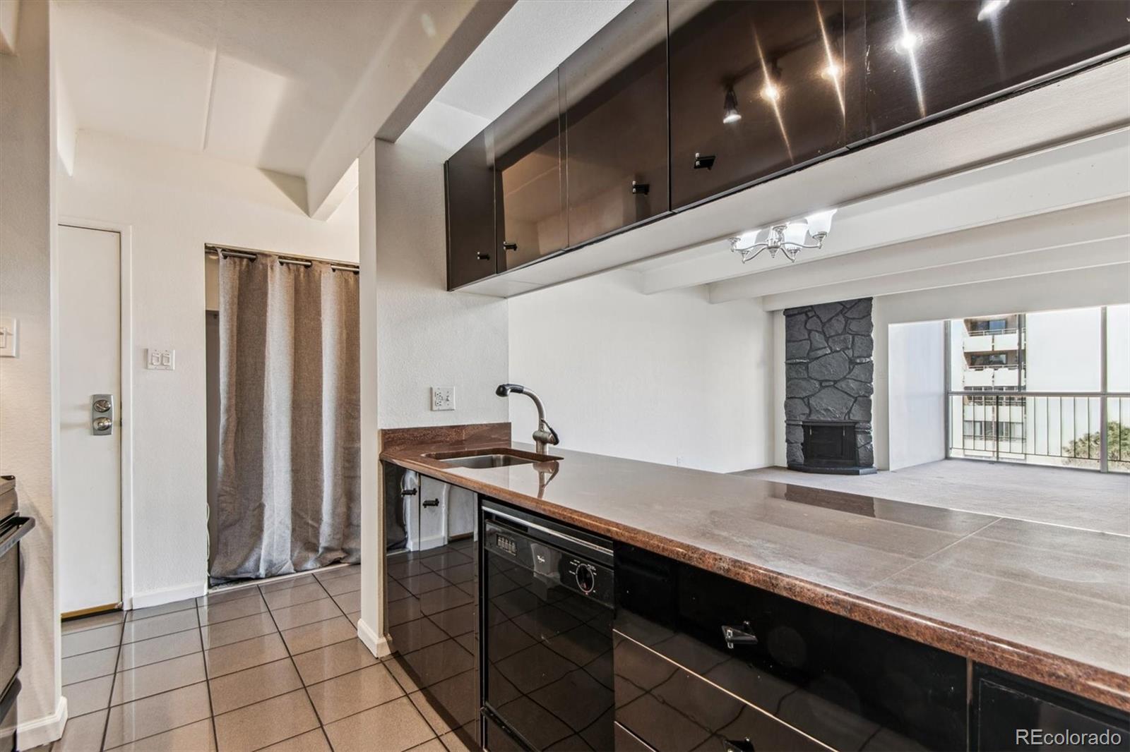 777 N Washington Street Unit: 708