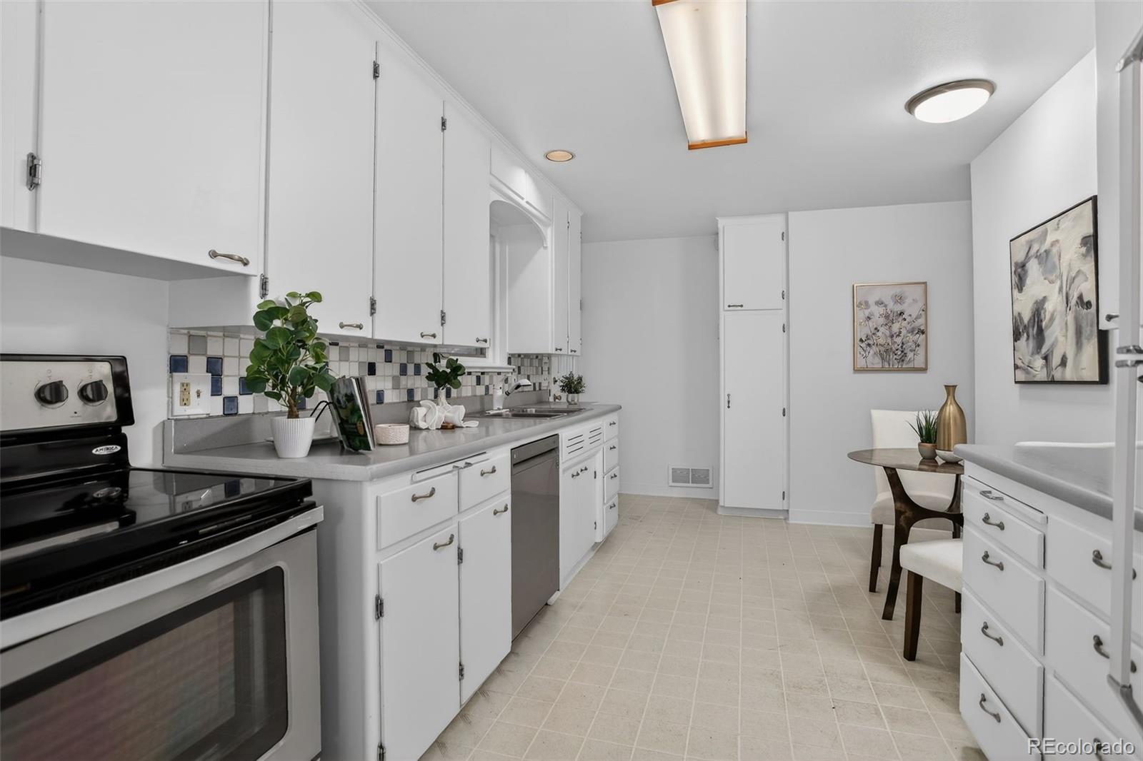 3000 S Madison Street