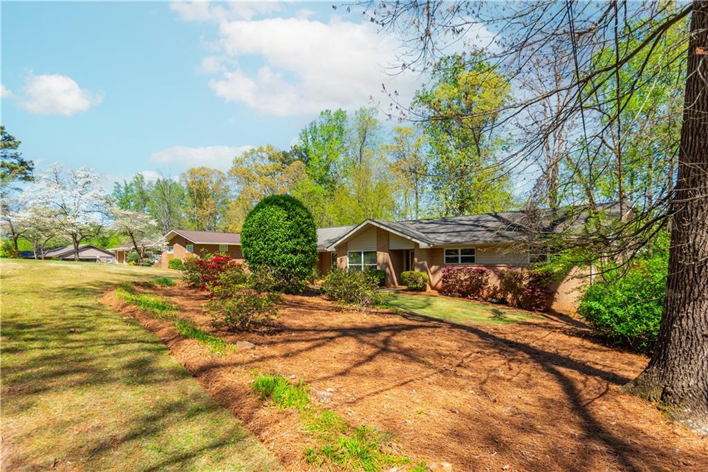 4079 Winding Valley Drive SE