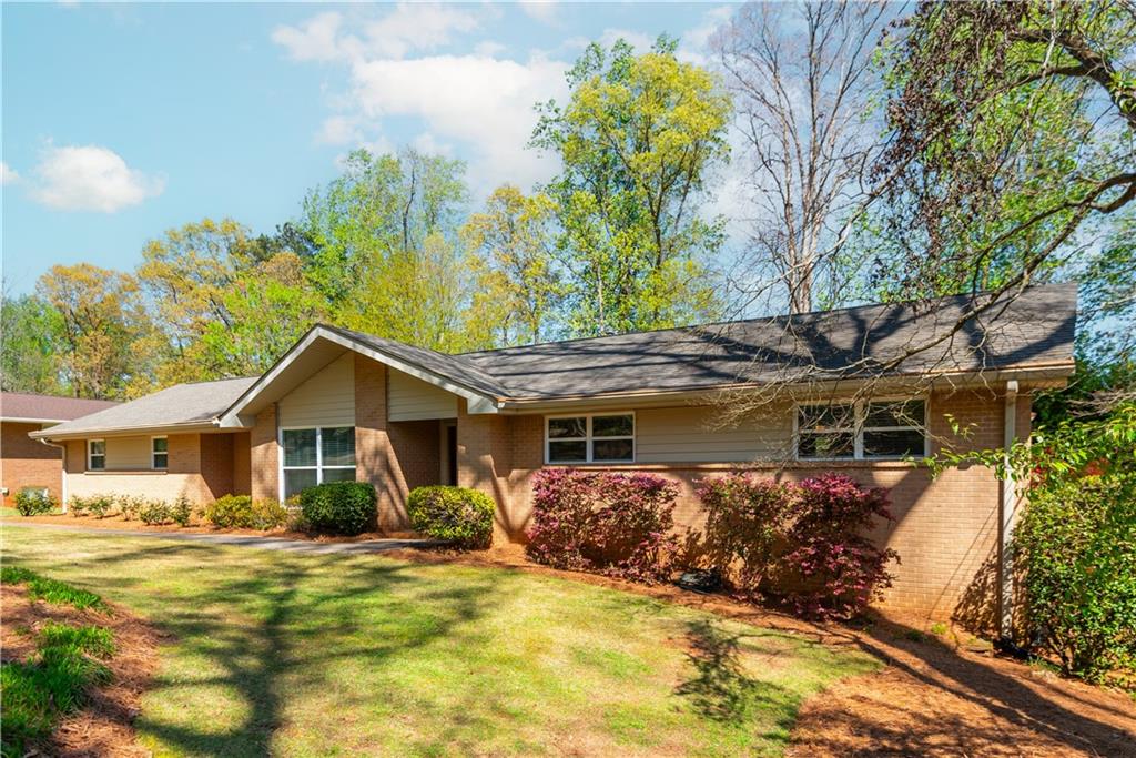 4079 Winding Valley Drive SE