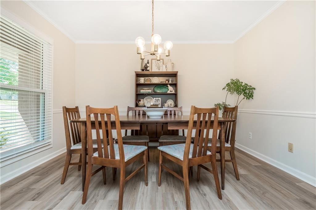 4079 Winding Valley Drive SE