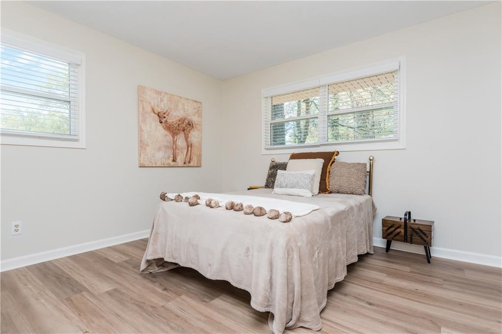 4079 Winding Valley Drive SE