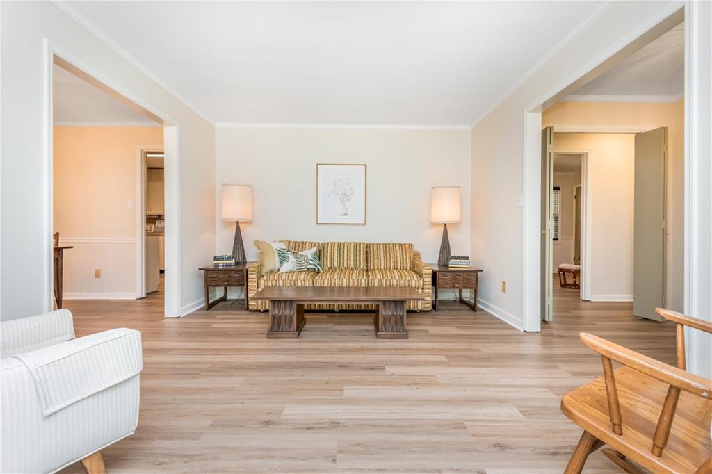 4079 Winding Valley Drive SE