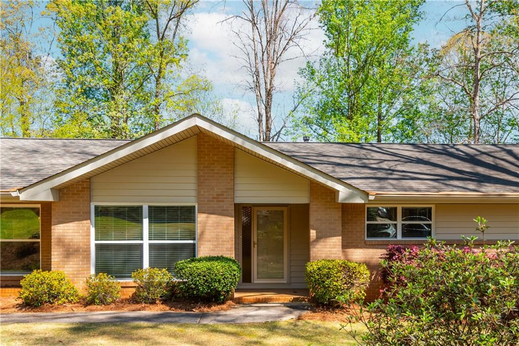 4079 Winding Valley Drive SE