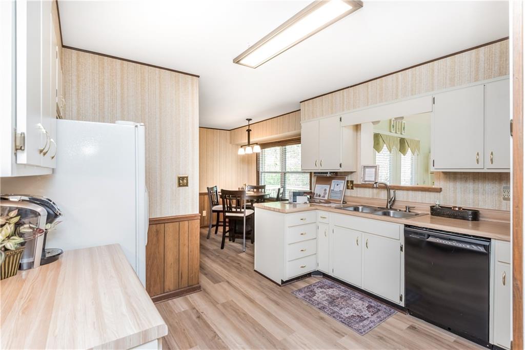 4079 Winding Valley Drive SE