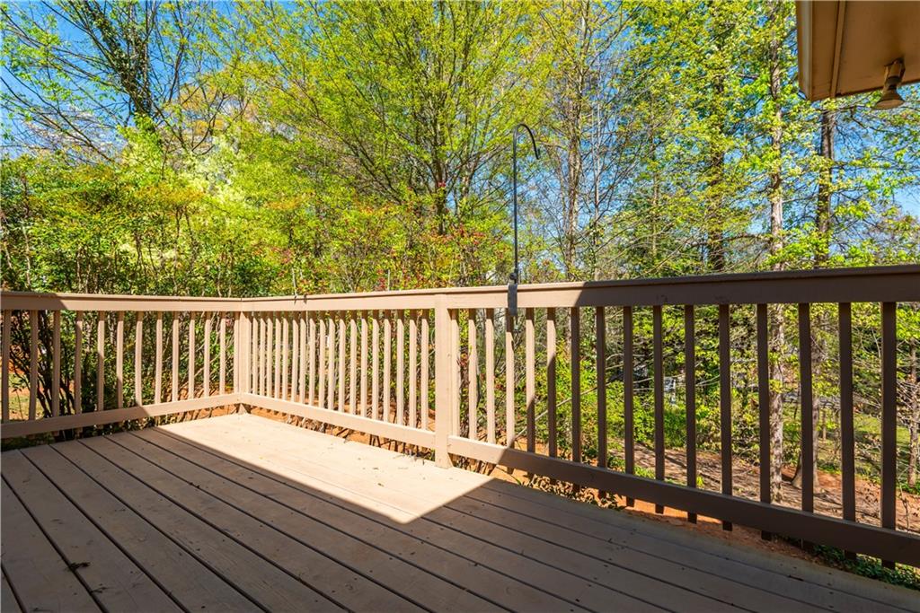 4079 Winding Valley Drive SE