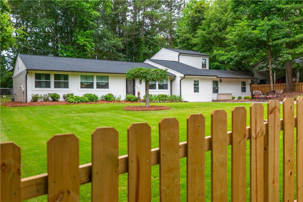 3785 Somerset Drive SW