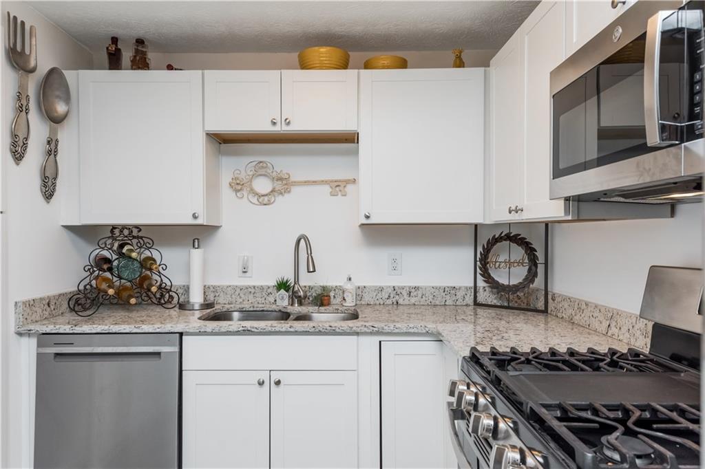 3785 Somerset Drive SW