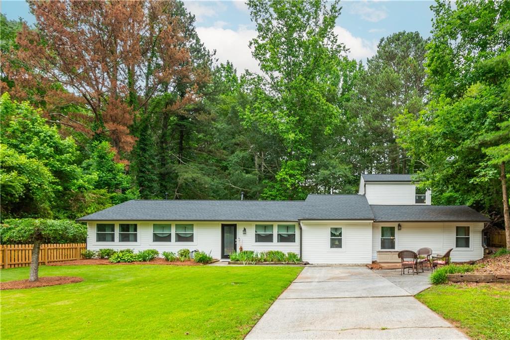 3785 Somerset Drive SW