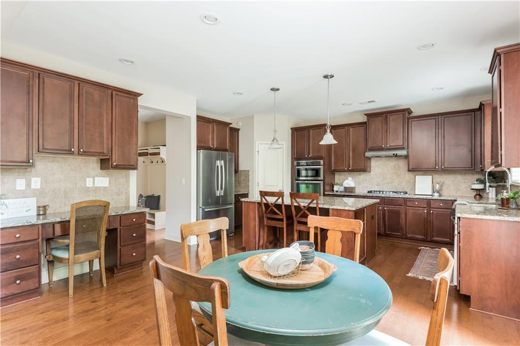 1107 Meadow Grass Lane