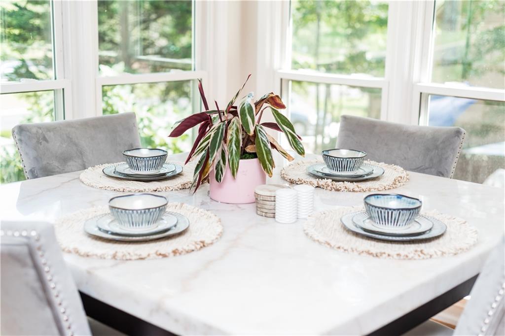 2351 Fenwick Court SW