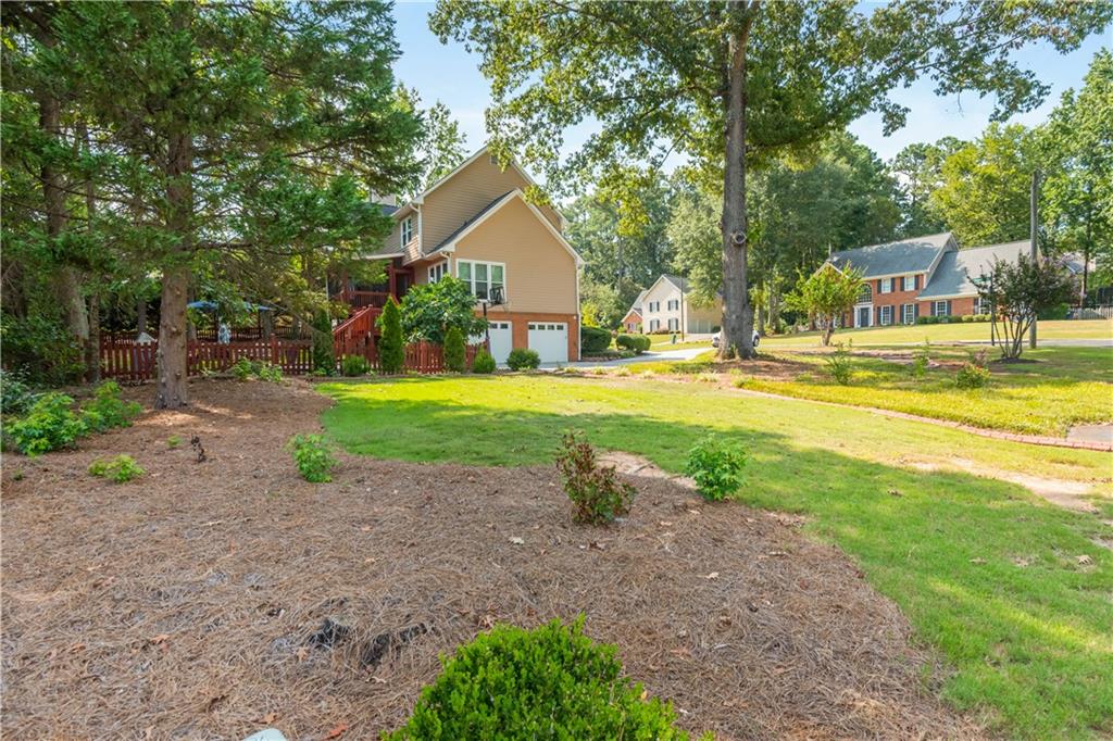 2351 Fenwick Court SW