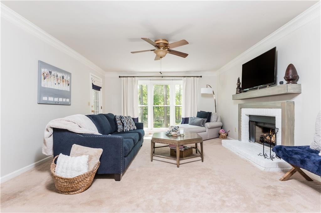 2351 Fenwick Court SW