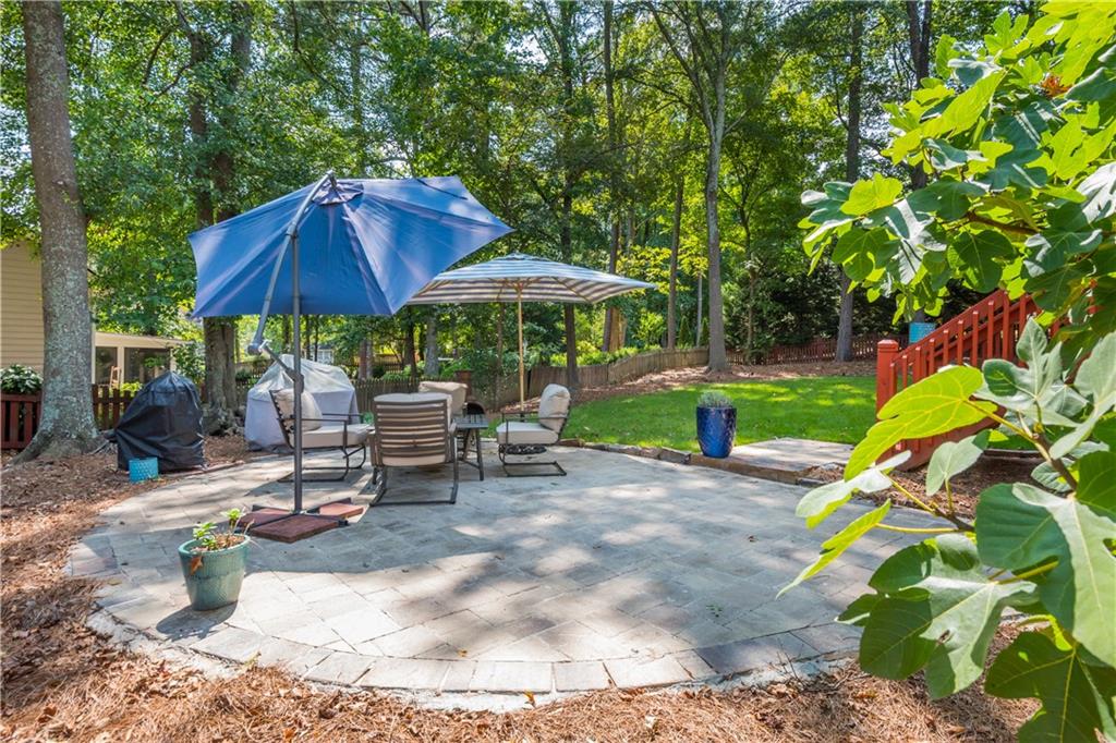 2351 Fenwick Court SW