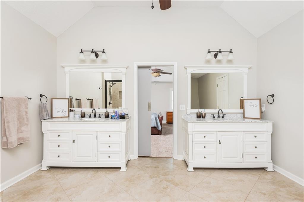 2351 Fenwick Court SW