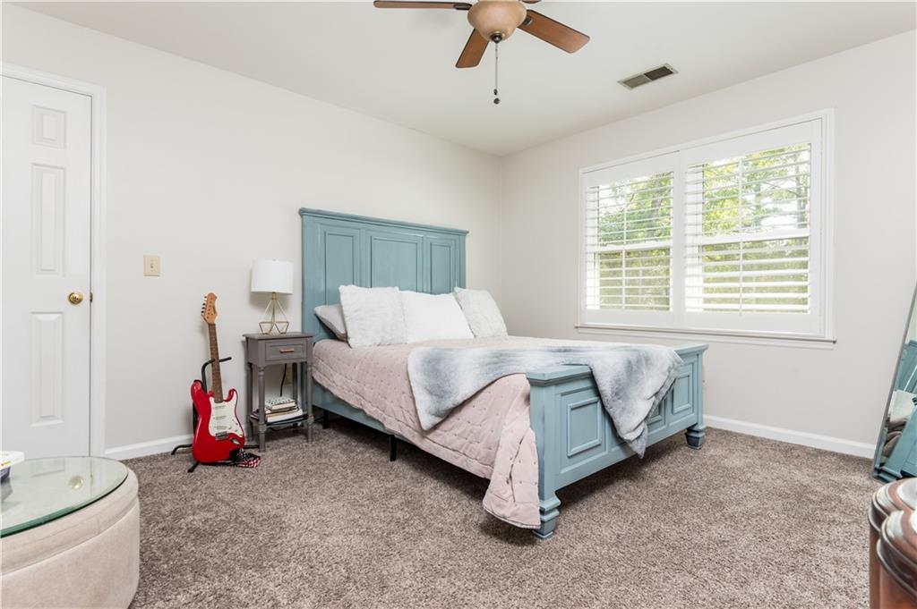 2351 Fenwick Court SW