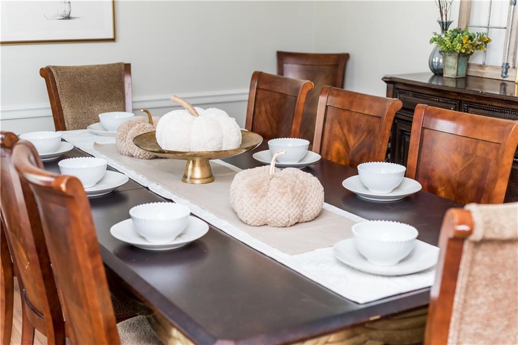 2351 Fenwick Court SW