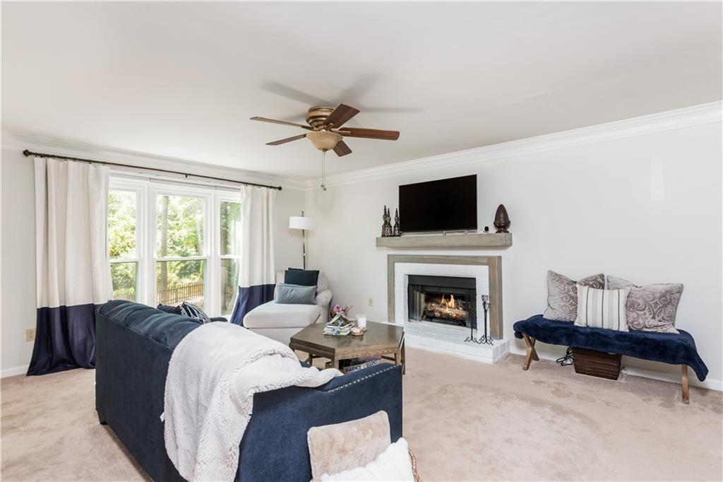 2351 Fenwick Court SW