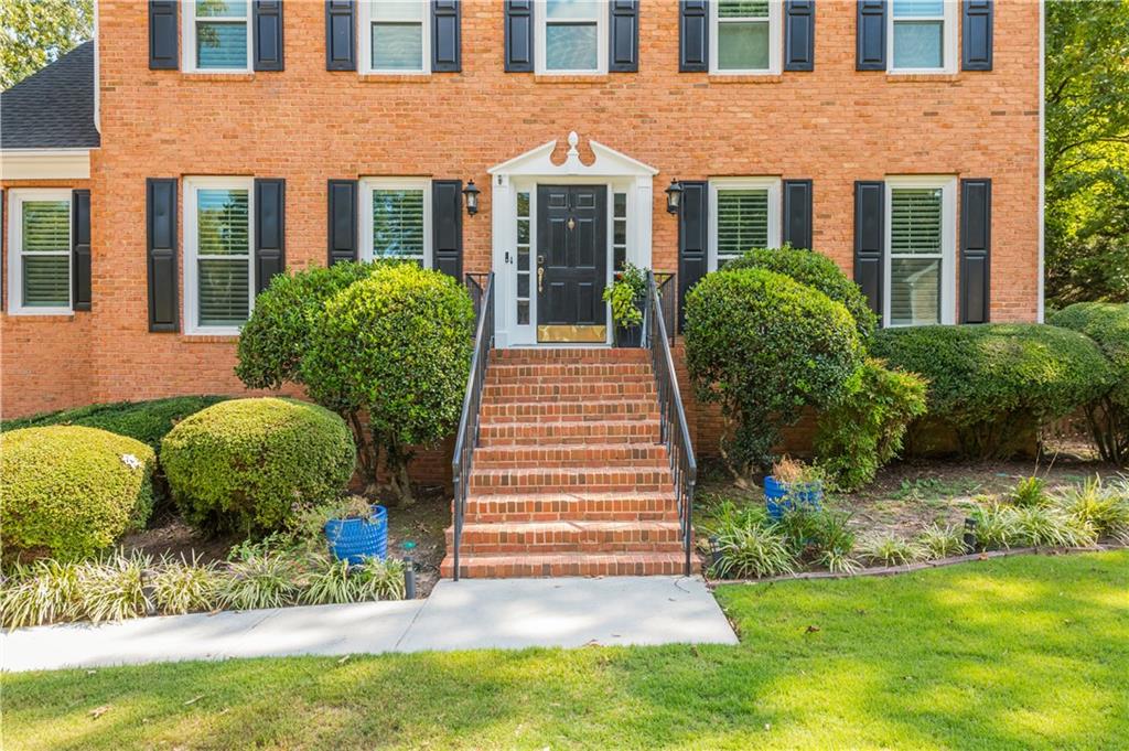 2351 Fenwick Court SW