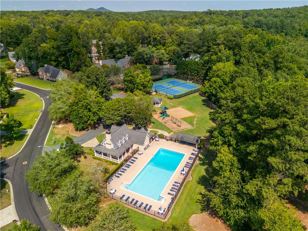 2351 Fenwick Court SW