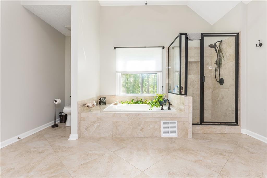 2351 Fenwick Court SW