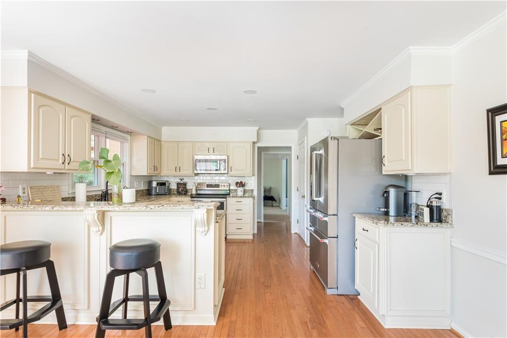 2351 Fenwick Court SW