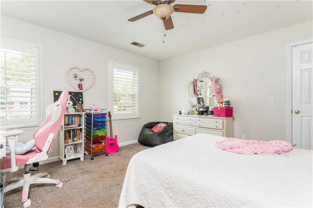 2351 Fenwick Court SW