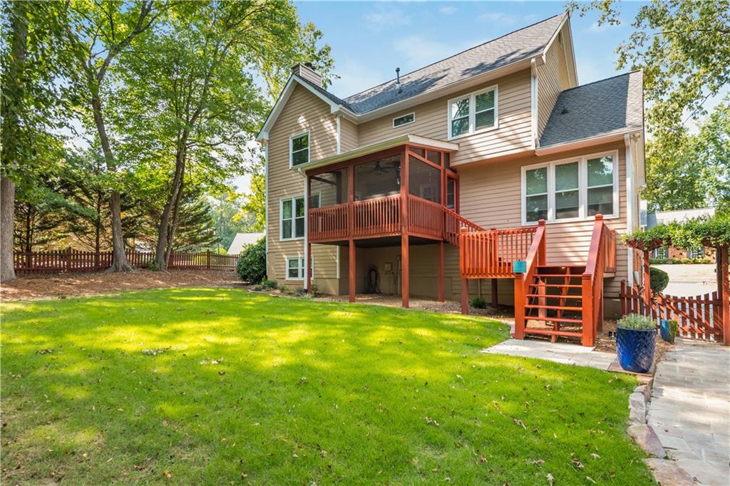 2351 Fenwick Court SW