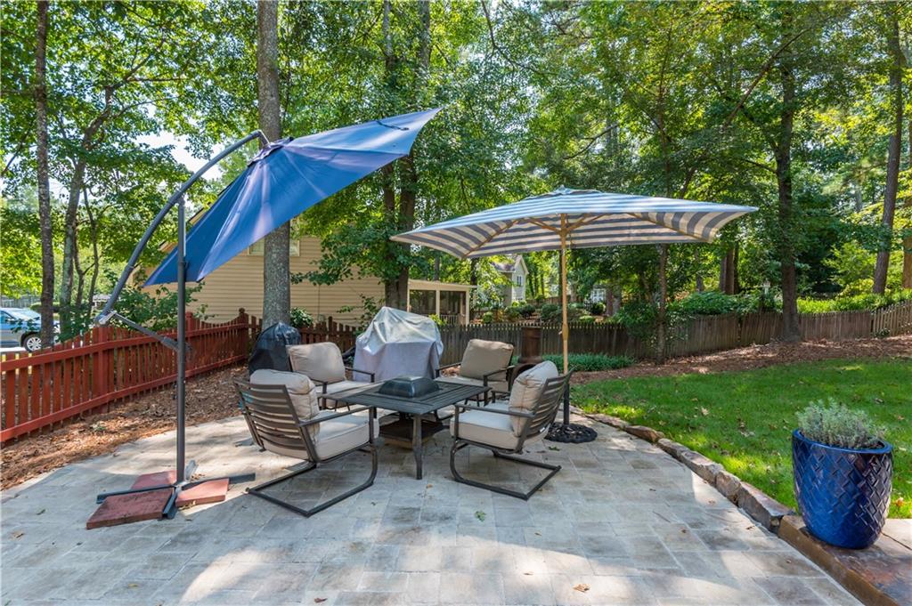 2351 Fenwick Court SW