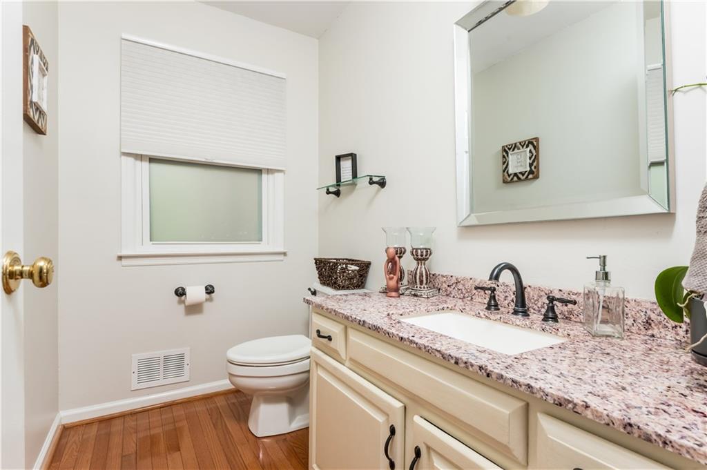 2351 Fenwick Court SW