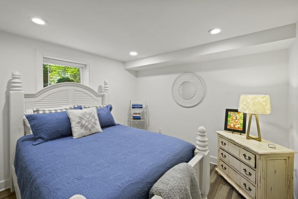 390 Crossville Court