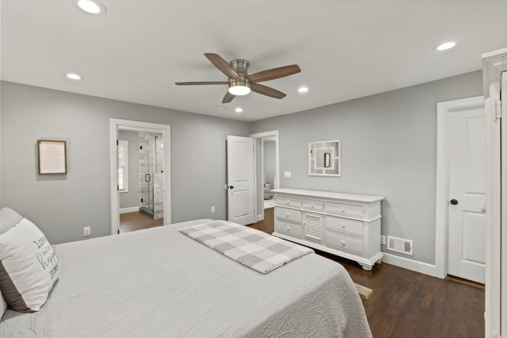 390 Crossville Court