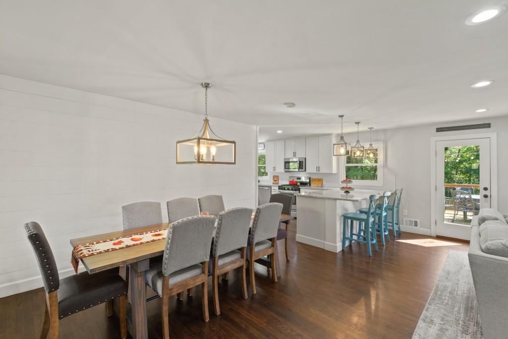 390 Crossville Court