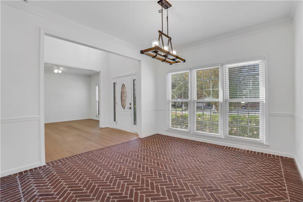 1587 Ridge Point Court