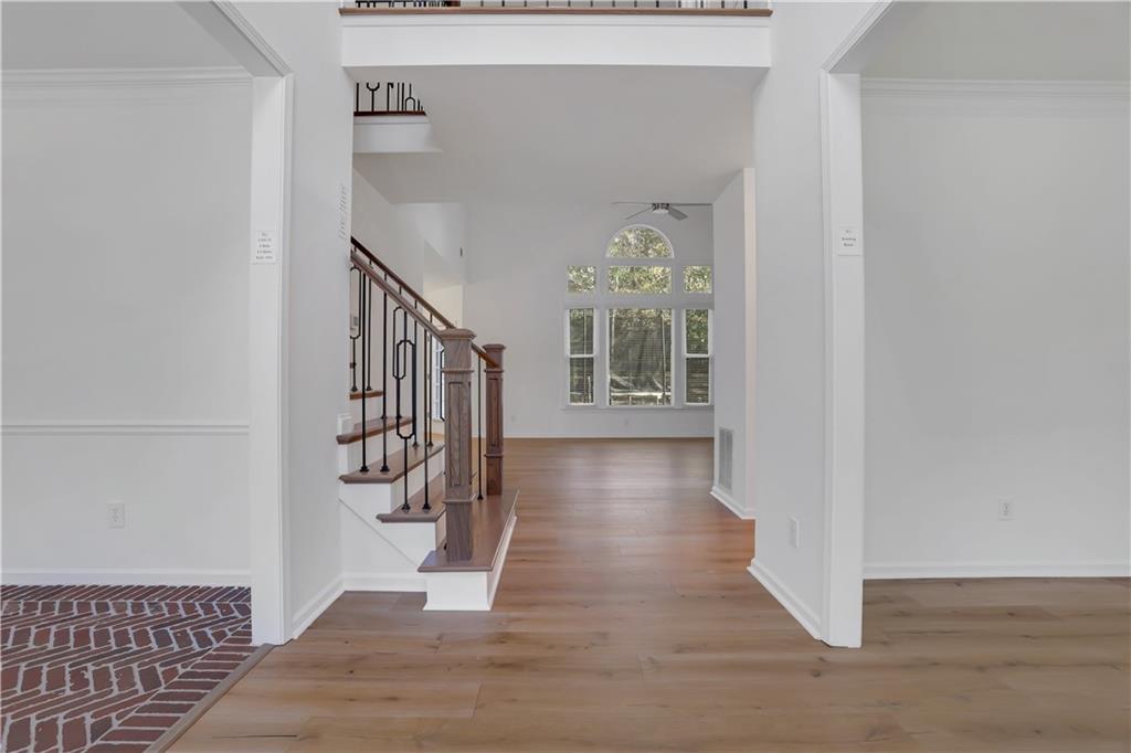 1587 Ridge Point Court