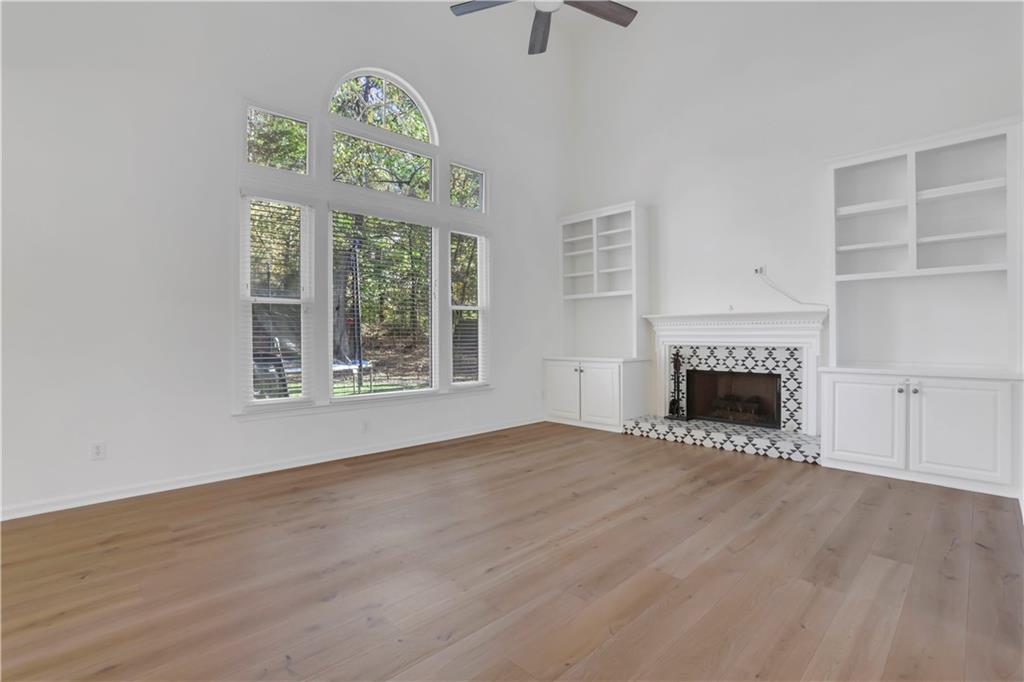 1587 Ridge Point Court