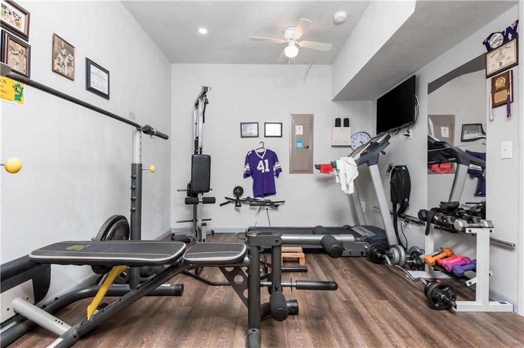 1191 Hillside Green Way