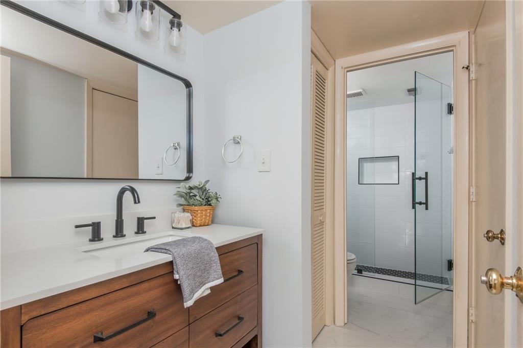 2109 Defoors Ferry Road NW Unit D