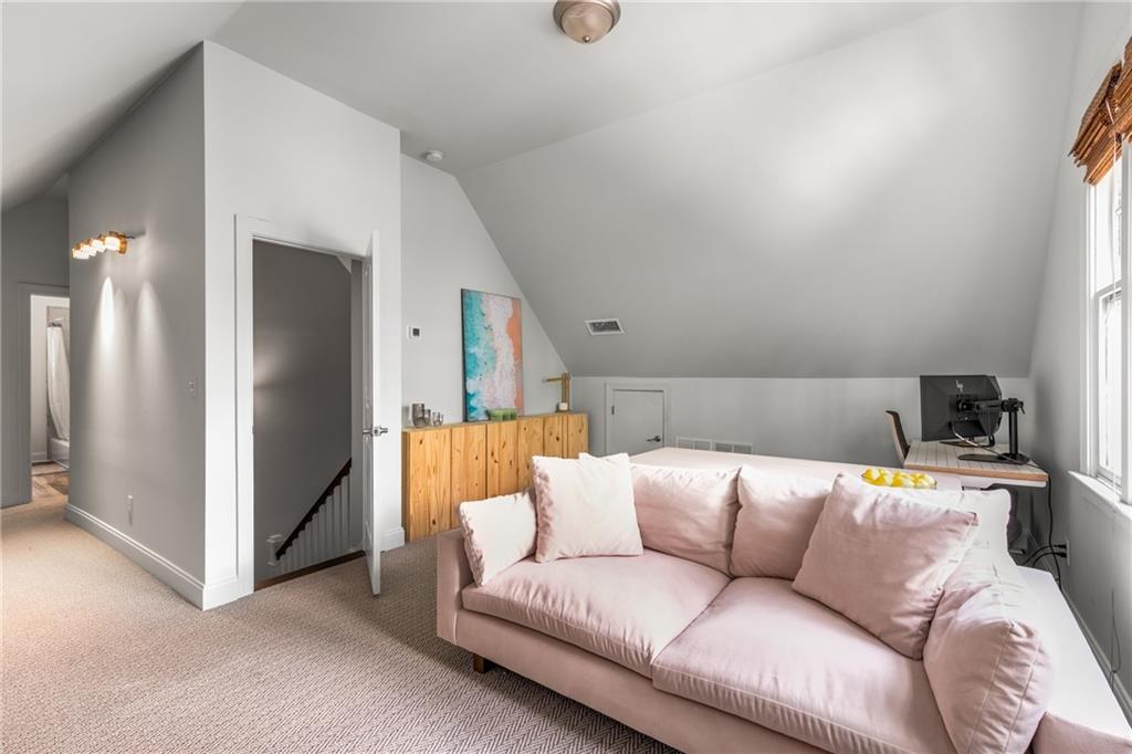 1558 Ridenour Parkway NW