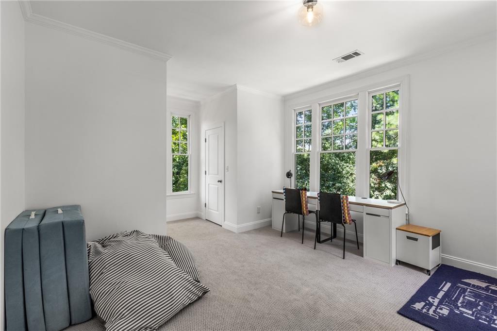 1558 Ridenour Parkway NW