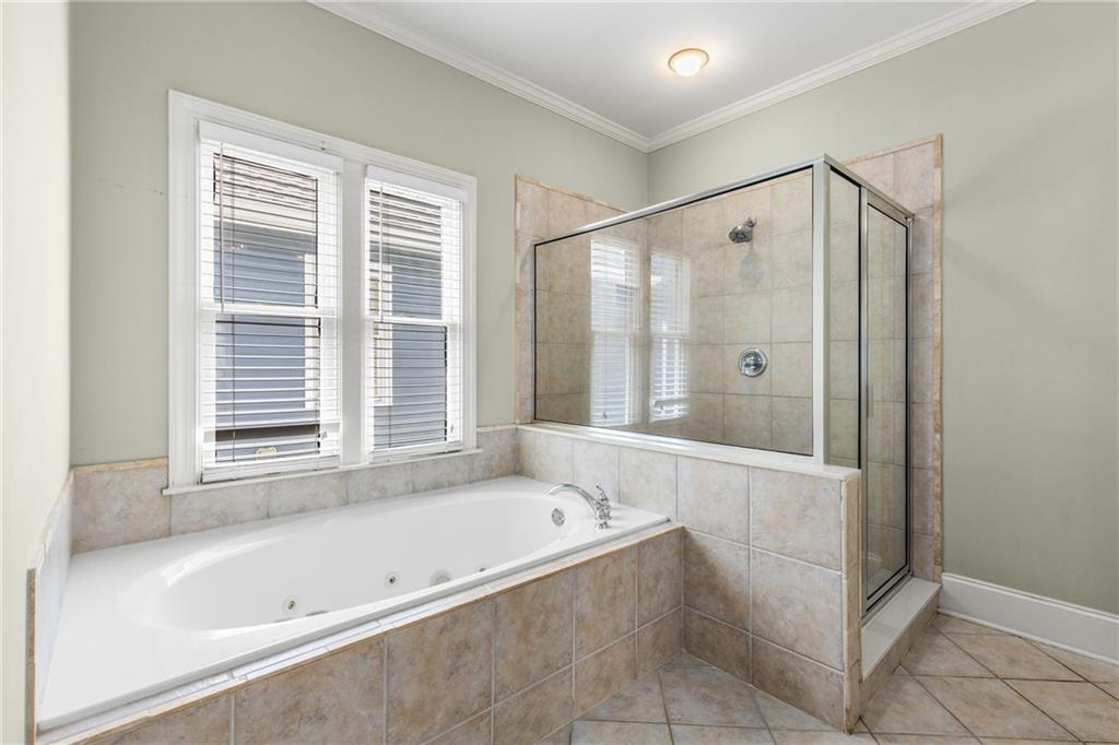 1558 Ridenour Parkway NW