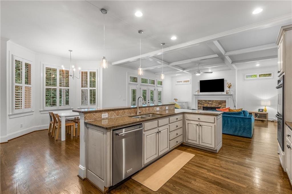 1558 Ridenour Parkway NW