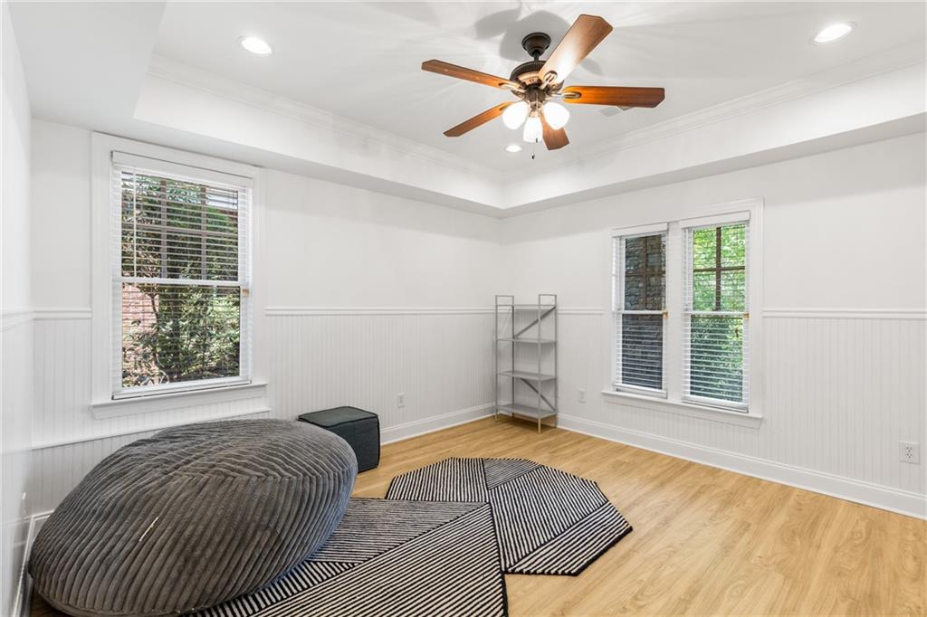 1558 Ridenour Parkway NW