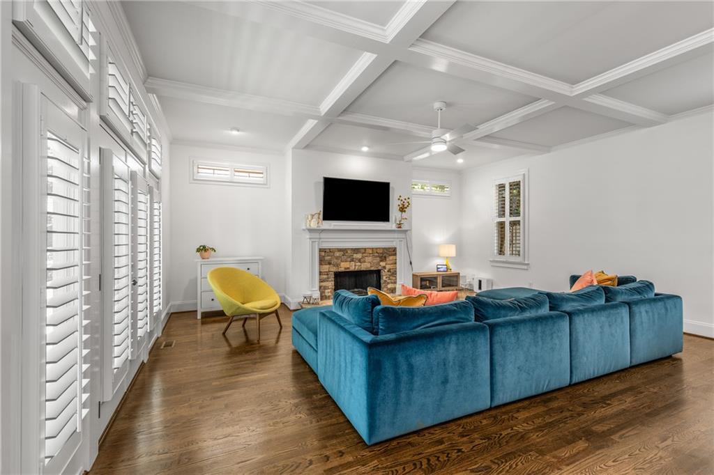 1558 Ridenour Parkway NW