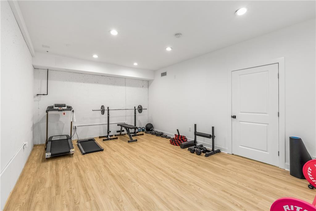 1558 Ridenour Parkway NW